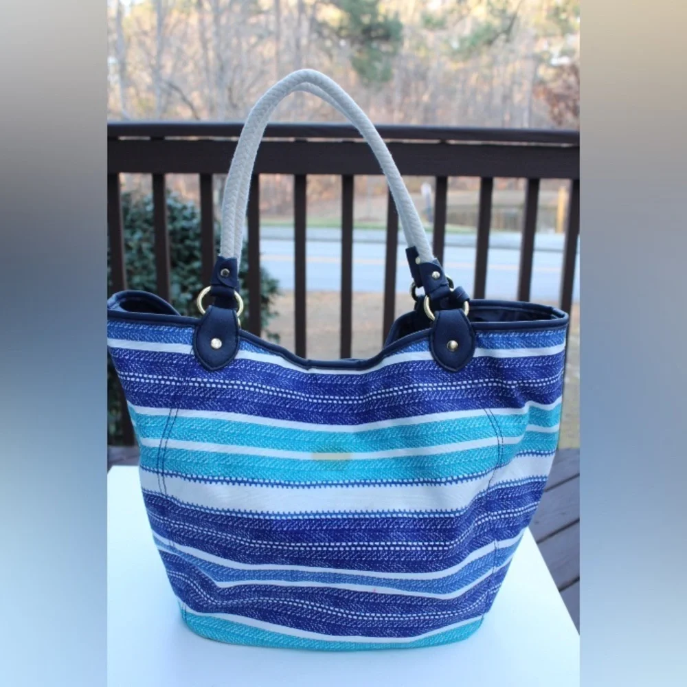 NWT Tommy Hilfiger tote bag